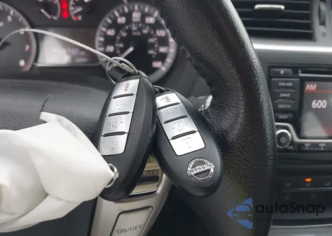 2015 Nissan Sentra Sr from USA, damaged, VIN 3N1AB7AP9FY379813